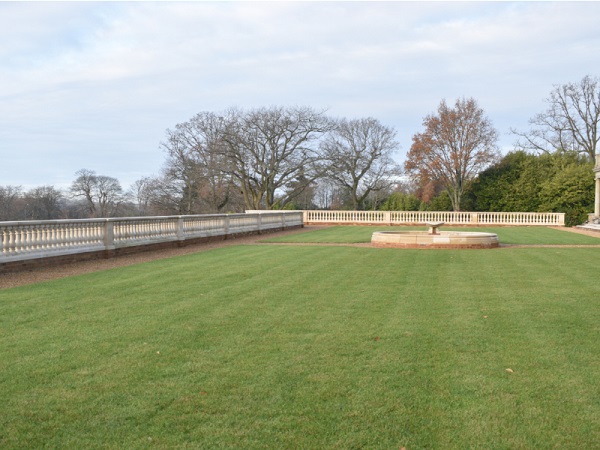 cast stone balustrade